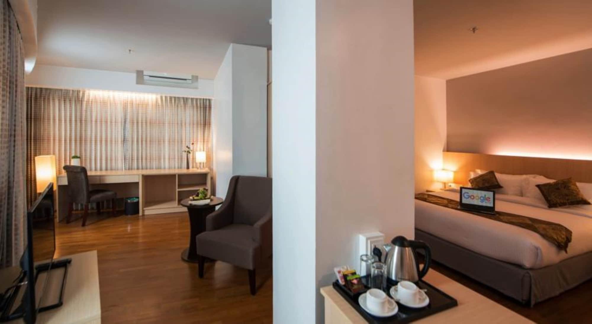 Wyne Hotel Yangon Bagian luar foto