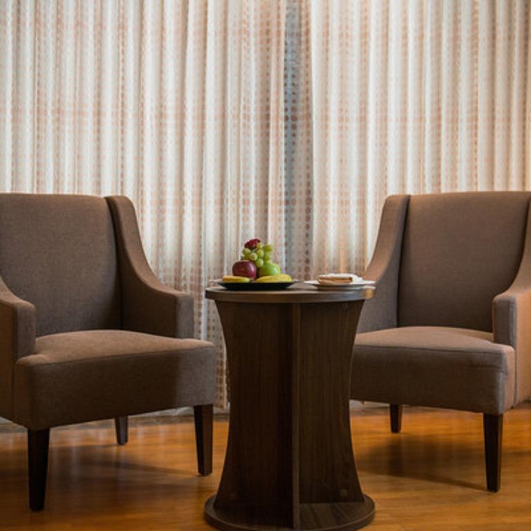 Wyne Hotel Yangon Bagian luar foto