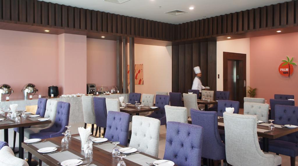Wyne Hotel Yangon Bagian luar foto
