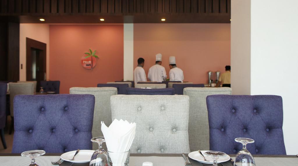Wyne Hotel Yangon Bagian luar foto
