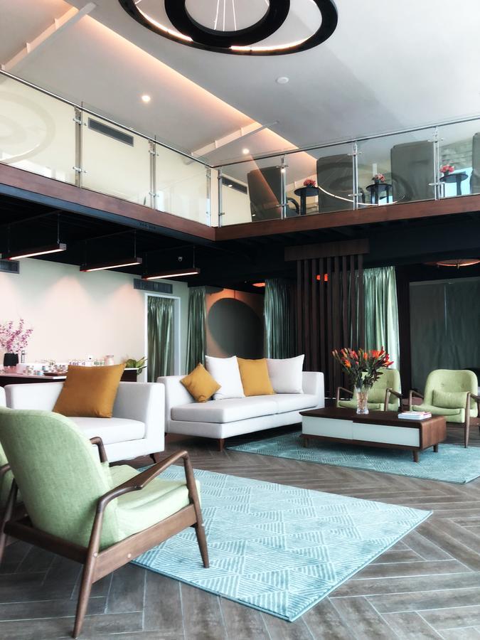 Wyne Hotel Yangon Bagian luar foto